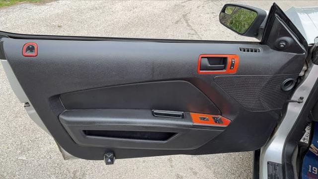 Ford Mustang image 2