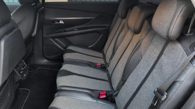 Peugeot 5008 image 4