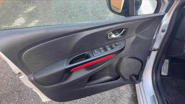 Renault Clio image 6