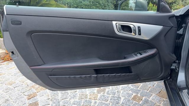 Mercedes Benz Slc image 7