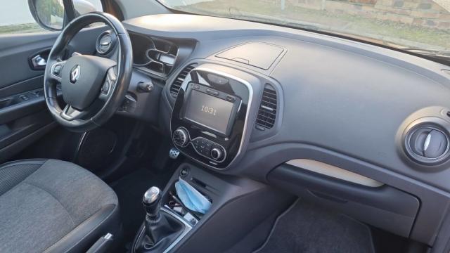 Renault Captur image 2