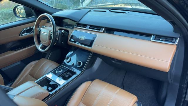 Land Rover Range Rover Velar image 2