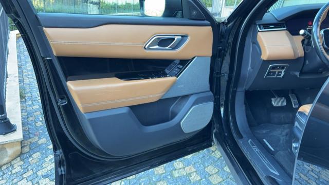 Land Rover Range Rover Velar image 7