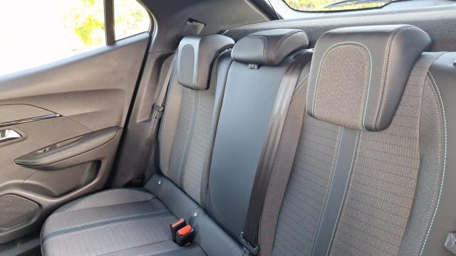 Peugeot 2008 image 9