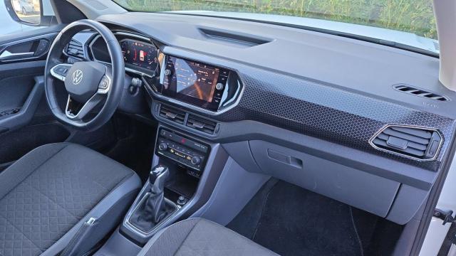 Volkswagen T-Cross image 7