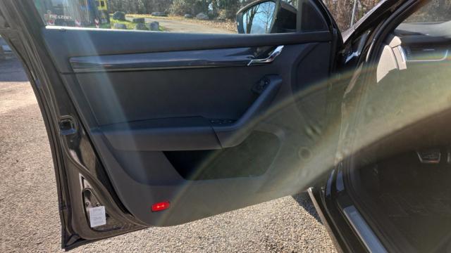 Skoda Octavia image 5