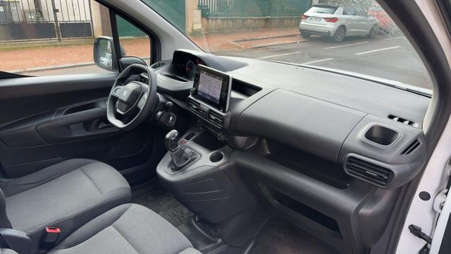 Peugeot Partner image 8