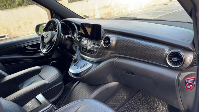 Mercedes Benz Eqv image 4