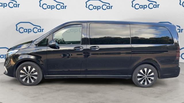 Mercedes Benz Eqv image 8