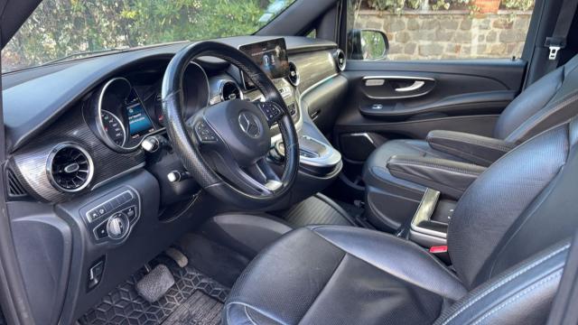 Mercedes Benz Eqv image 5