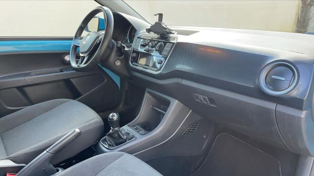 Volkswagen Up! image 5