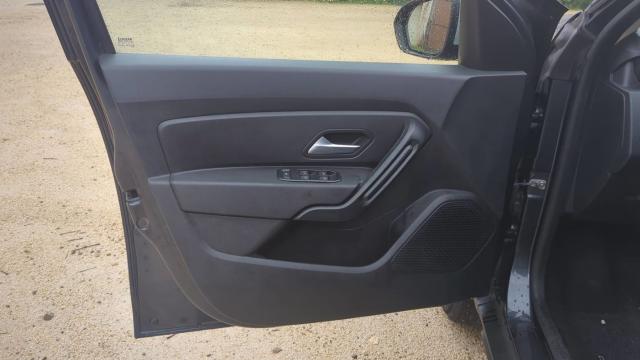 Dacia Duster image 5