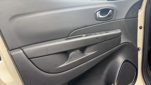 Renault Captur image 3