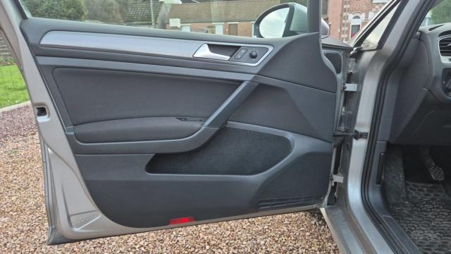 Volkswagen Golf image 3