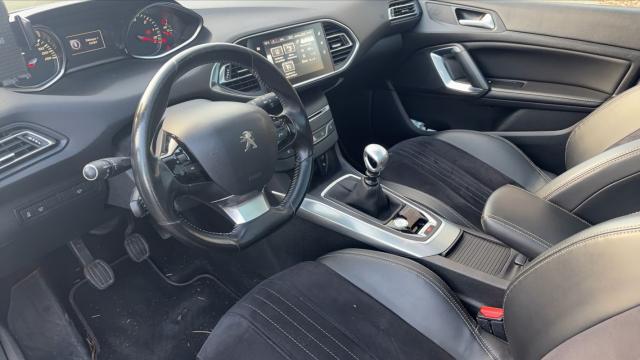 Peugeot 308 image 9