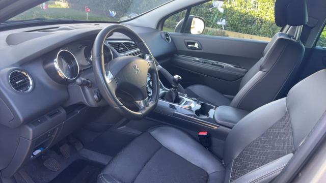 Peugeot 3008 image 8