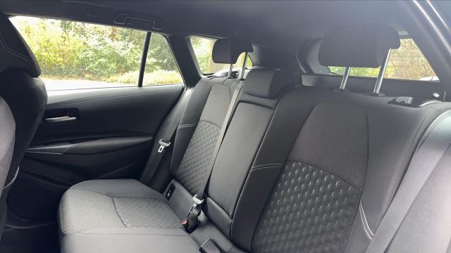 Toyota Corolla Touring Sports image 5