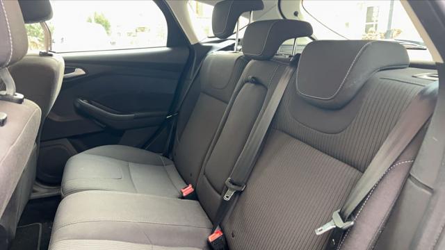 Ford Focus image 7