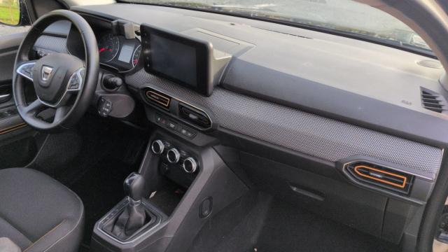 Dacia Sandero image 1