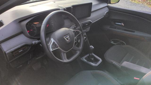 Dacia Sandero image 6