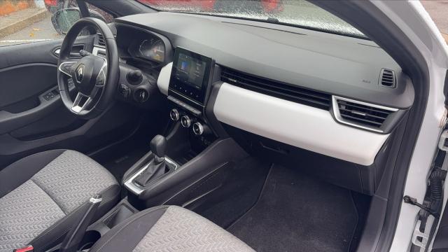 Renault Clio image 1