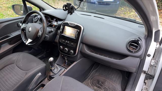 Renault Clio image 9