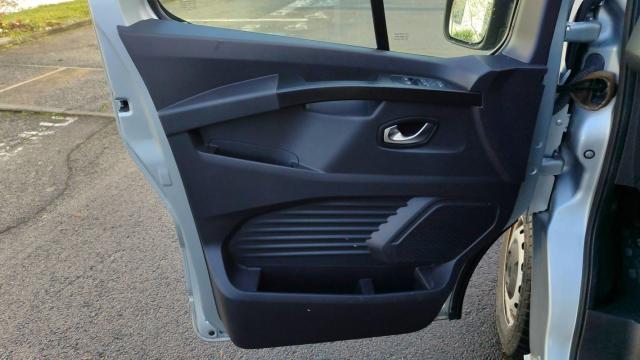 Renault Trafic image 3