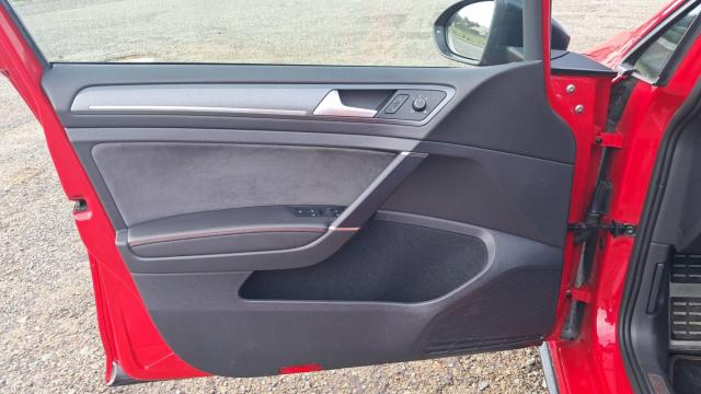 Volkswagen Golf image 4