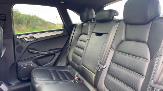 Porsche Macan image 6