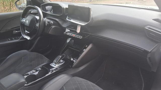 Peugeot 2008 image 4