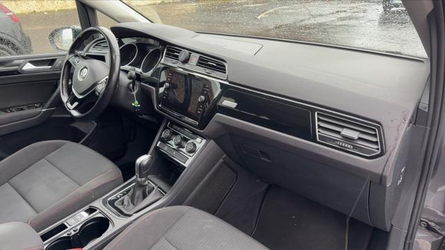 Volkswagen Touran image 3