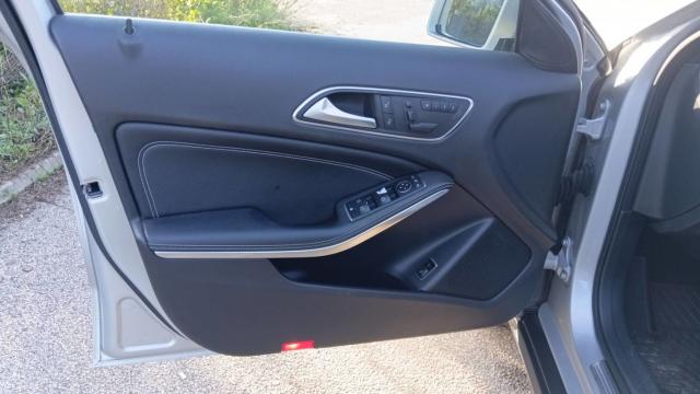 Mercedes Benz Gla image 5