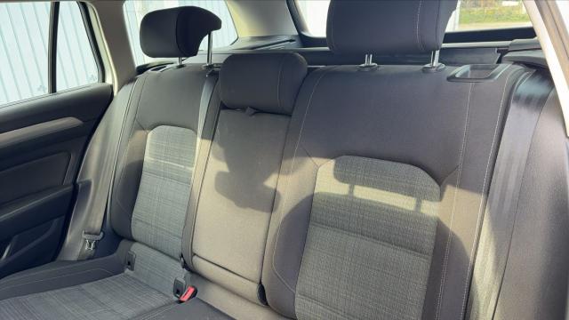 Volkswagen Passat Sw image 5