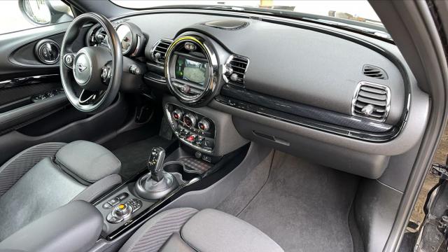 Mini Clubman image 7