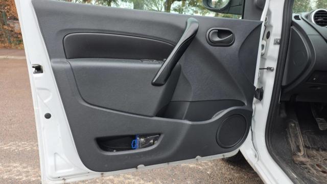 Renault Kangoo Express image 1