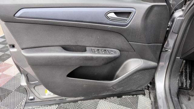 Renault Arkana image 4