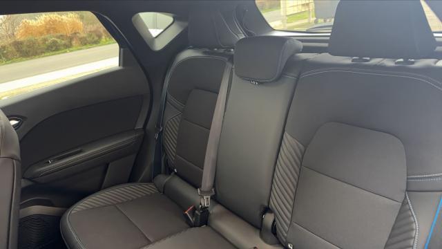 Renault Captur image 6