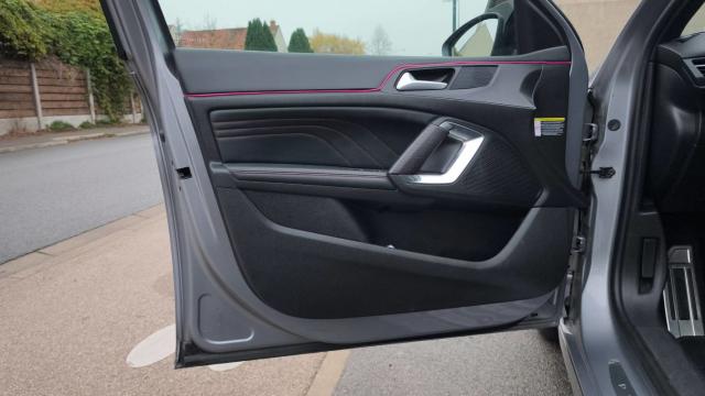 Peugeot 308 image 8