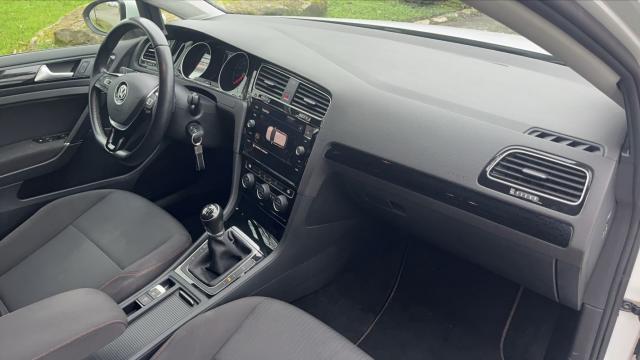 Volkswagen Golf image 3