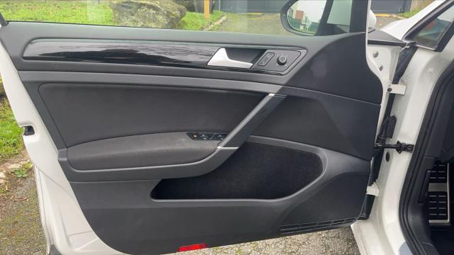 Volkswagen Golf image 1