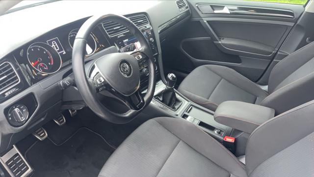 Volkswagen Golf image 5