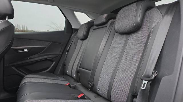 Peugeot 3008 image 7