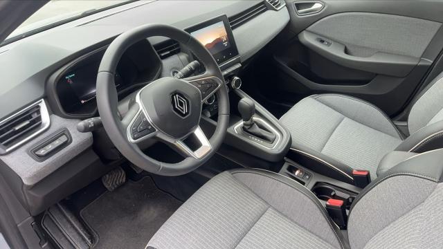 Renault Clio image 9