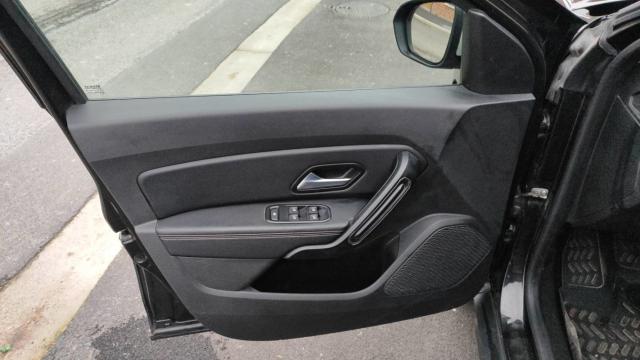 Dacia Duster image 2