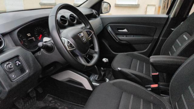 Dacia Duster image 1