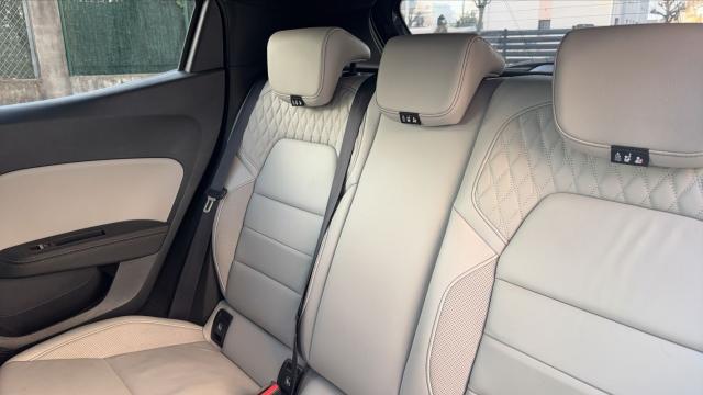 Renault Clio image 9