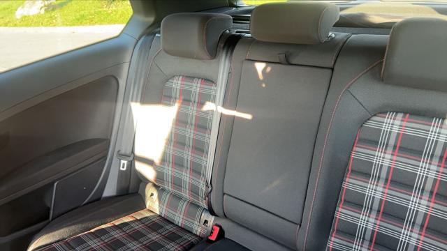 Volkswagen Golf image 1