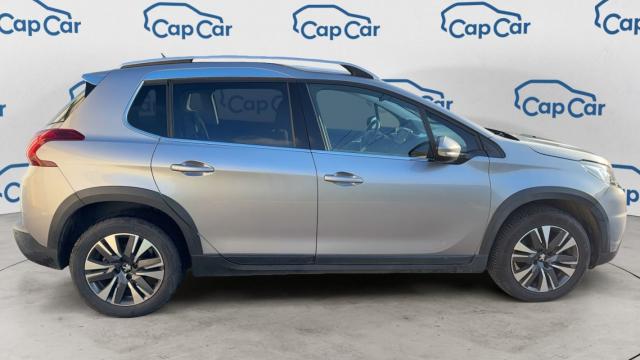 Peugeot 2008 image 8