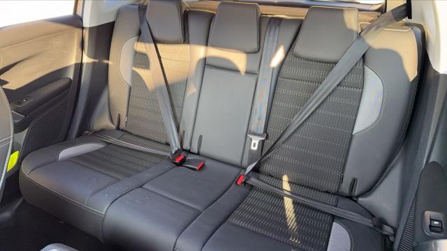 Peugeot 2008 image 7