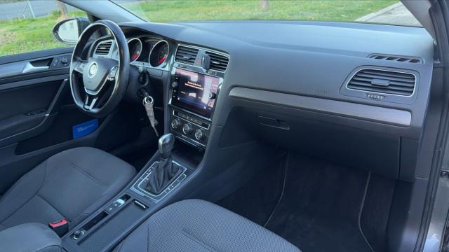 Volkswagen Golf image 1